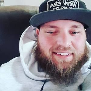 Meet your Posher, Travis